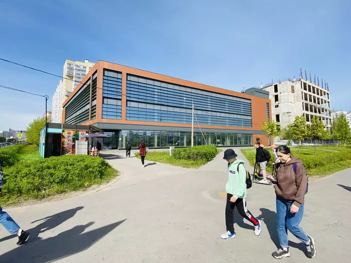 Торговое в ТЦ Лыжный  1 СДАНО